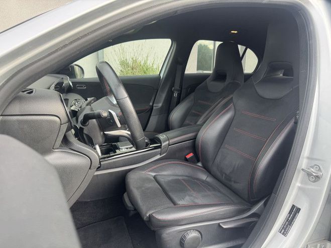 Mercedes Classe A 180 136 CH AMG LINE 7G-DCT GRIS C de 2019