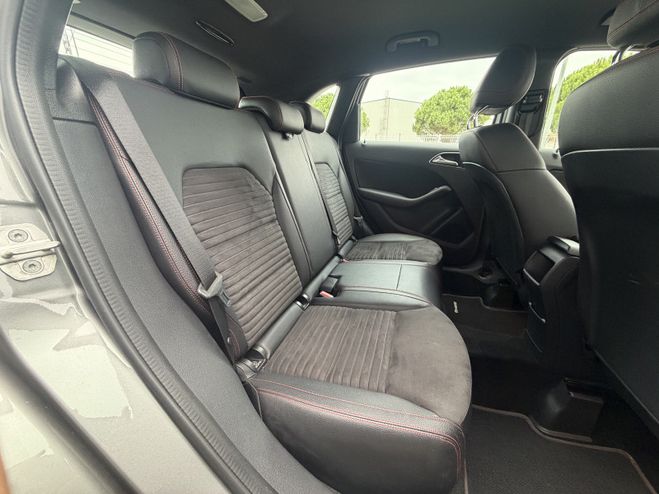 Mercedes Classe B 180 D 109 CH FASCINATION GRIS F de 2017