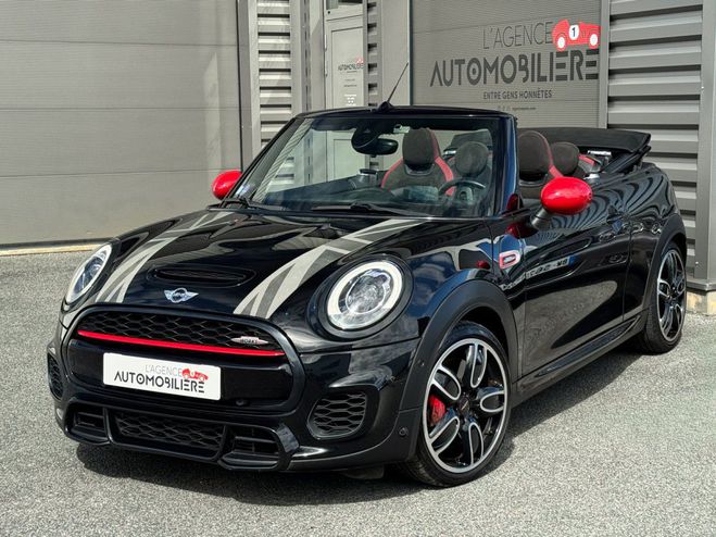 Mini Cooper John Works Cabrio 231ch Exclusive Design Noir de 2017