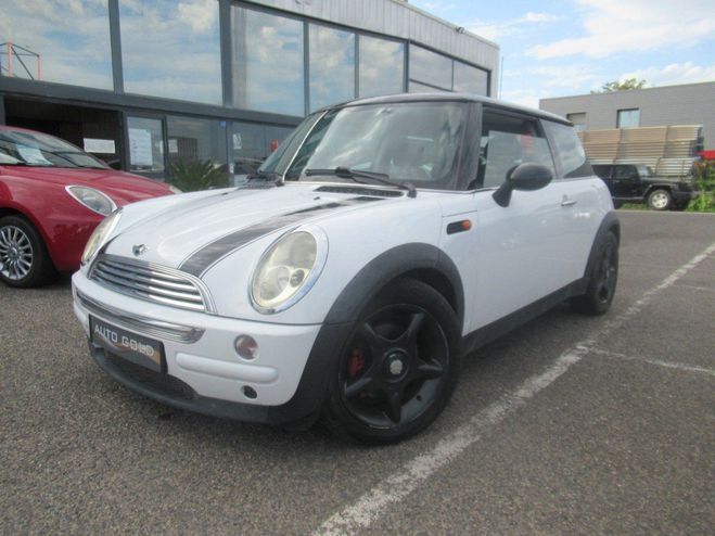 Mini One 1.6i 116ch Cooper CVT Blanc de 2003