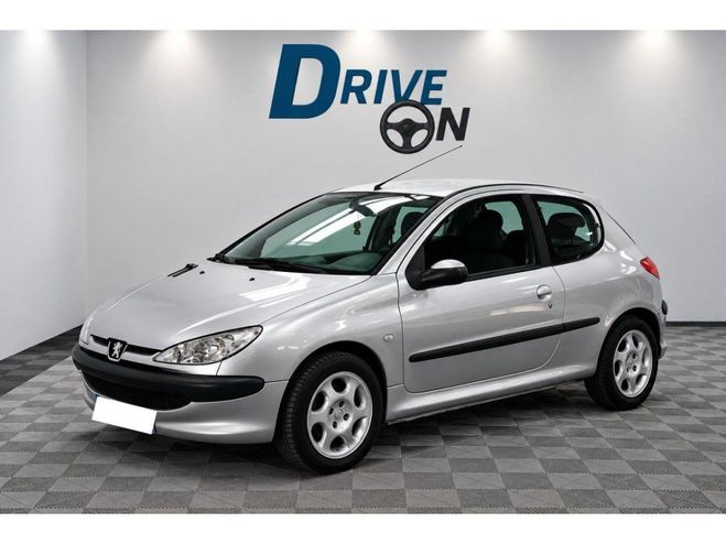 Peugeot 206 1.4 HDi BERLINE X Line Clim GRIS CLAIR de 2004