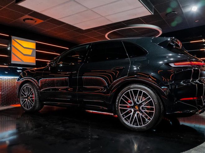Porsche Cayenne TURBO E-HYBRID 4.0 V8 740CH Noir Chromite M�tal de 2024