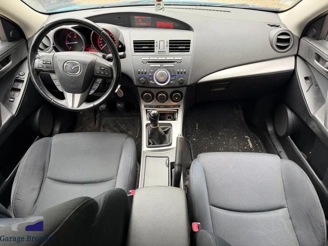 Mazda 3 1.6D 110cv Sport 3�me Main Bleu de 2009