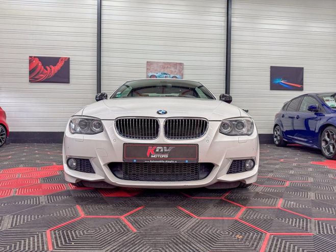 BMW Serie 3 330D E92 LCI xDrive PACK M 1�RE MAIN SUI BLANC de 2013