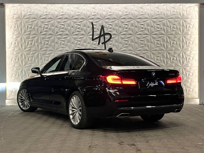 BMW Serie 5 Berline 540 i Luxury Line - Feux laser - Noir de 2021