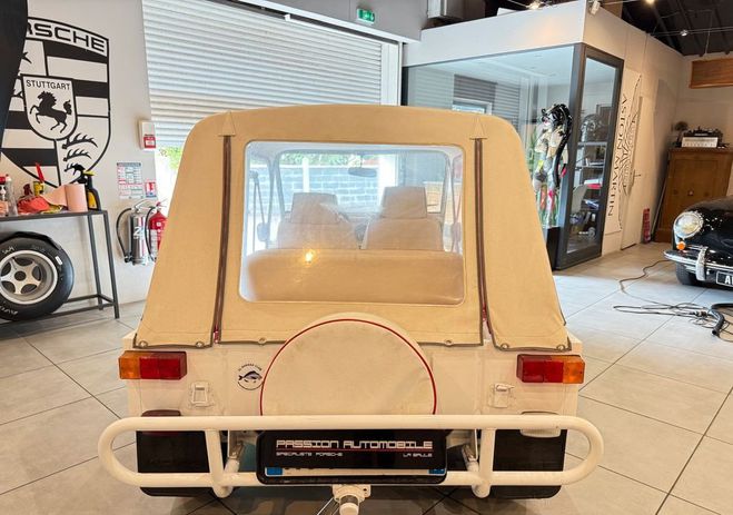 Mini Moke 4 places, tr�s bon �tat, entretien r�ali Blanc de 1989