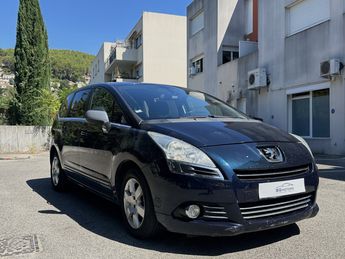  Voir d&eacute;tails -Peugeot 5008  &agrave; Aubagne (13)