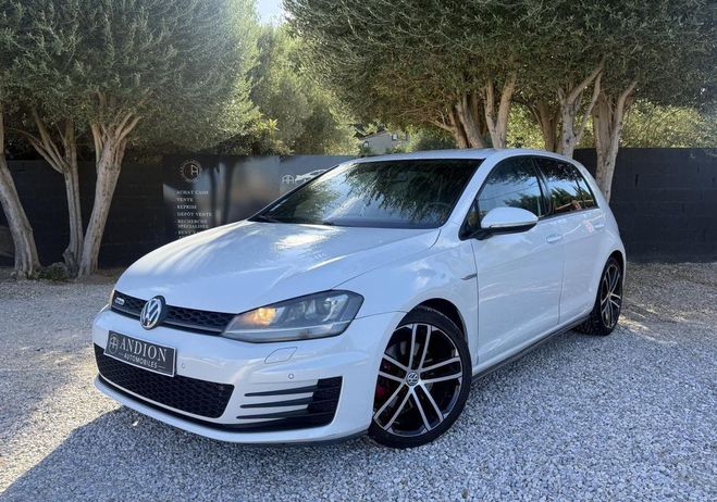Volkswagen Golf 2.0 16V TDI CR FAP BlueMotion 184 VII BE Blanc de 2014
