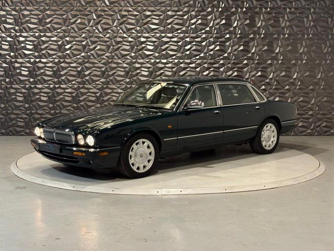 Jaguar Daimler 4.0i V8 Suraliment� - BVA 1997 Super VERT de 2003