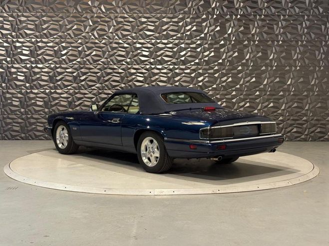 Jaguar XJS Cabriolet 4.0i - BVA . PHASE 2 BLEU de 1995