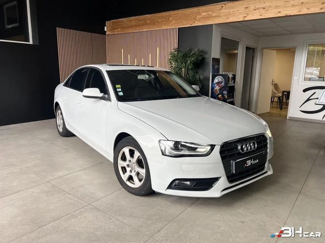 Audi A4 2.0 TDI 150 AMBIENTE MULTITRONIC BVA Blanc de 2014