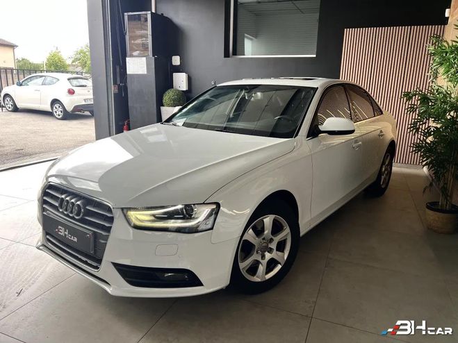 Audi A4 2.0 TDI 150 AMBIENTE MULTITRONIC BVA Blanc de 2014