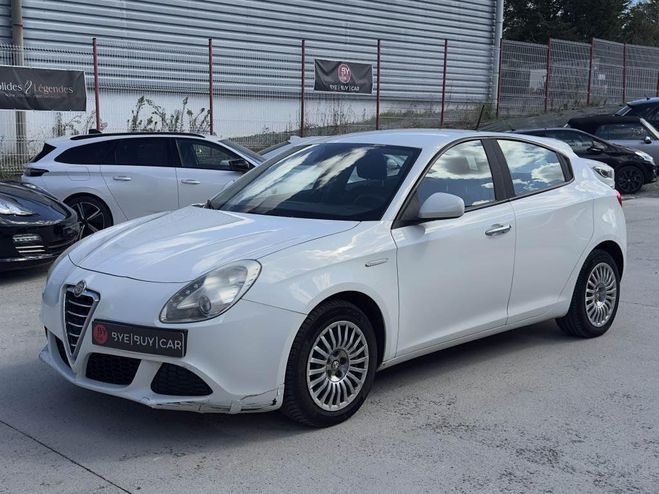 Alfa romeo Giulietta 1.6 JTDM 105 IMPULSIVE - GARANTIE 6 MOIS BLANC de 2011