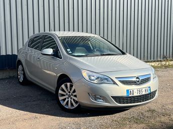  Voir d&eacute;tails -Opel Astra AFFAIRES 1.7 CDTI 110 PACK CLIM &agrave; Nevers (58)