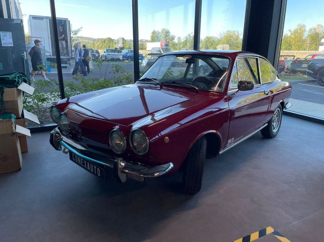 Fiat 850  Rouge de 1972