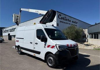  Voir d&eacute;tails -Renault Master nacelle l2h2 Klubb 02.2022 &agrave;   La Boisse (01)