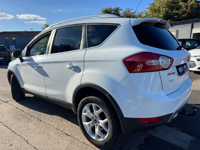 Ford Kuga 2.0TDCi 140CH FAP 4x2 Trend Blanc de 2011