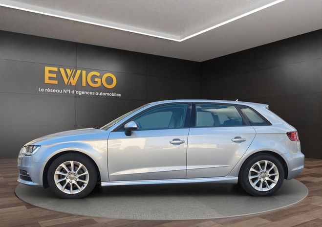 Audi A3 Sportback 1.6 tdi 110 ambiente Gris de 2014