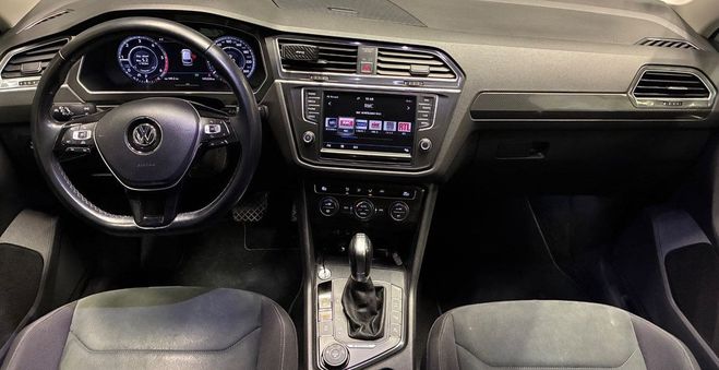 Volkswagen Tiguan 2.0 tdi 150 bluemotion carat exclusive 4 Blanc de 2016