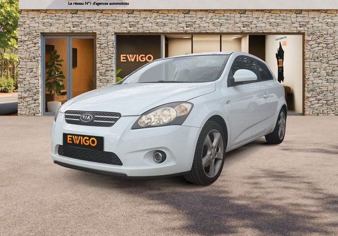 Kia ProCeed 1.6 CRDI 115 ch VICTORY MINI PRIX 2EME M Blanc de 2009