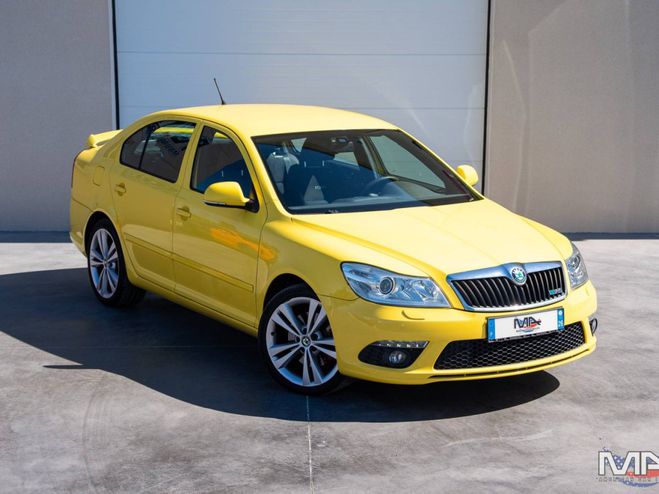 Skoda Octavia 2.0 TSI RS / 1ere main BVM Jaune de 2012