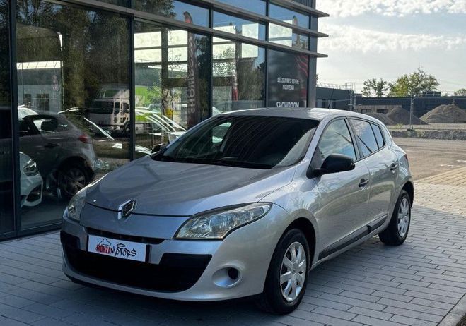 Renault Megane III 1.5 DCI 85CH AUTHENTIQUE ECO� Gris de 2009