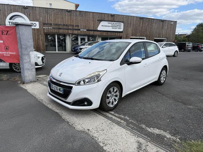 Peugeot 208 1.6 BlueHDi - 100 Allure gps   clim   Ra BLANC de 2016
