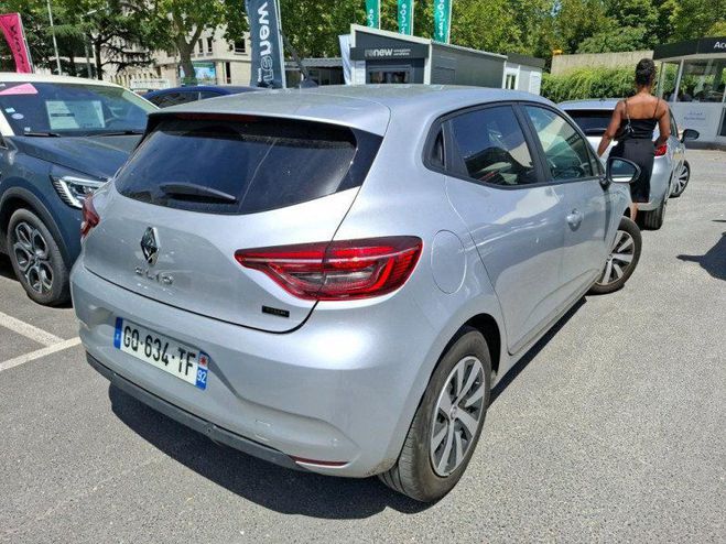 Renault Clio V REVERSIBLE 1.6 E-TECH 145CH FULL HYBRI Gris C de 2023