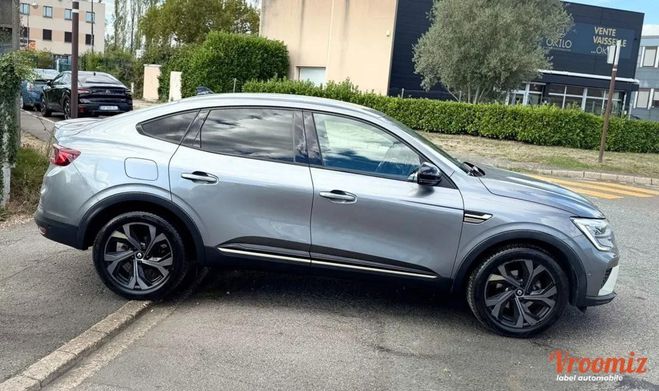 Renault Arkana RS LINE 1.6 E-TECH Hybrid 145 CV BVA 133 Gris de 2023