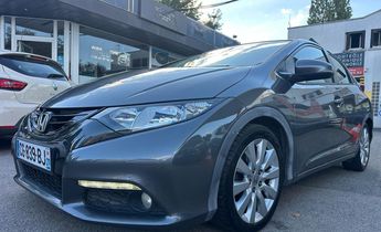  Voir d&eacute;tails -Honda Civic 2.2 iDTEC 150 cv &agrave; Magnanville (78)
