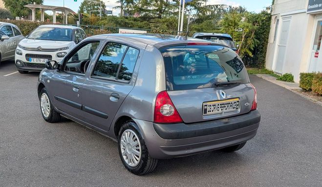 Renault Clio 1.2 16v 75ch Pack Authentique 5p Gris de 2003