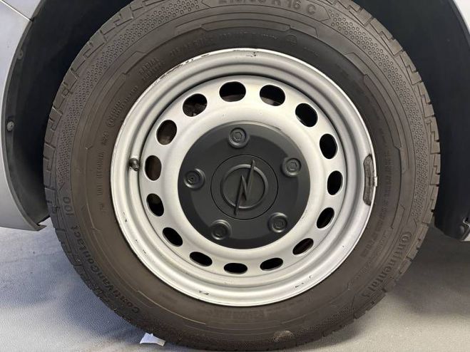 Opel Vivaro FOURGON FGN L2 2.0 DIESEL 120 CH BVA8 PA gris de 2021