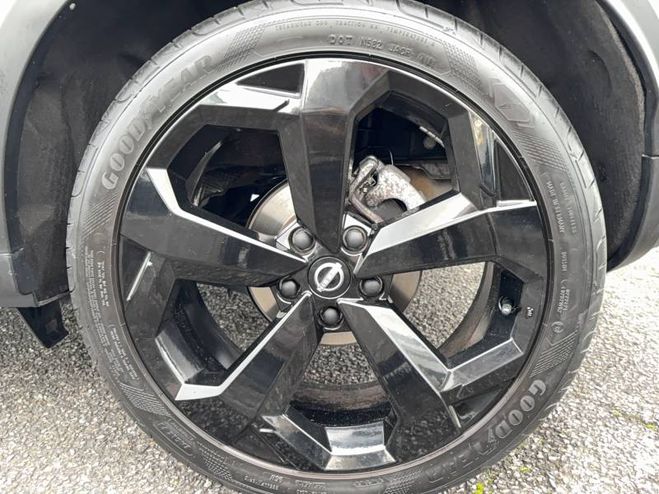 Nissan Juke DIG-T 114 S�rie limit�e Kiiro gris de 2022