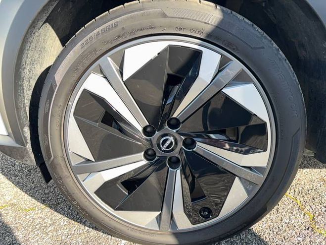 Nissan Juke DIG-T 114 Tekna blanc de 2025