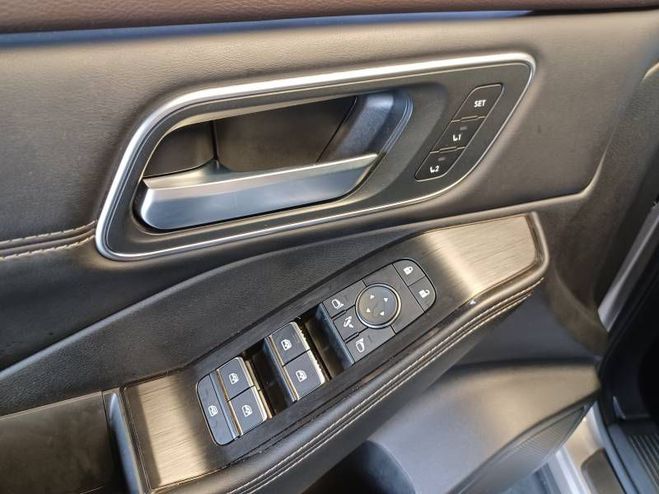 Nissan X Trail e-POWER 213 ch e-4ORCE 5 Places Tekna+ gris de 2023