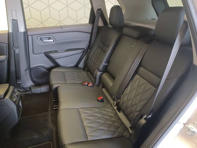 Nissan X Trail e-POWER 213 ch e-4ORCE 5 Places Tekna+ gris de 2023