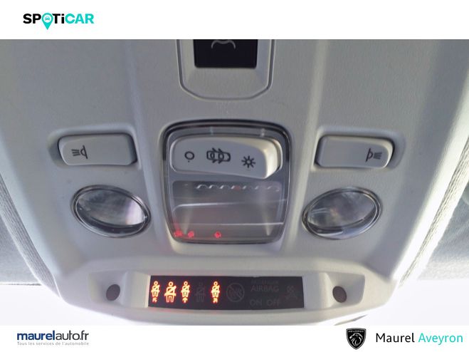 Peugeot 208 208 PureTech 100 S&S BVM6 Active 5p White de 2024