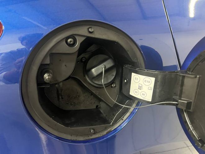 Renault Clio TCe 90 Equilibre bleu de 2023