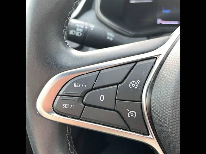 Renault Clio E-Tech full hybrid 145 Techno rouge de 2024