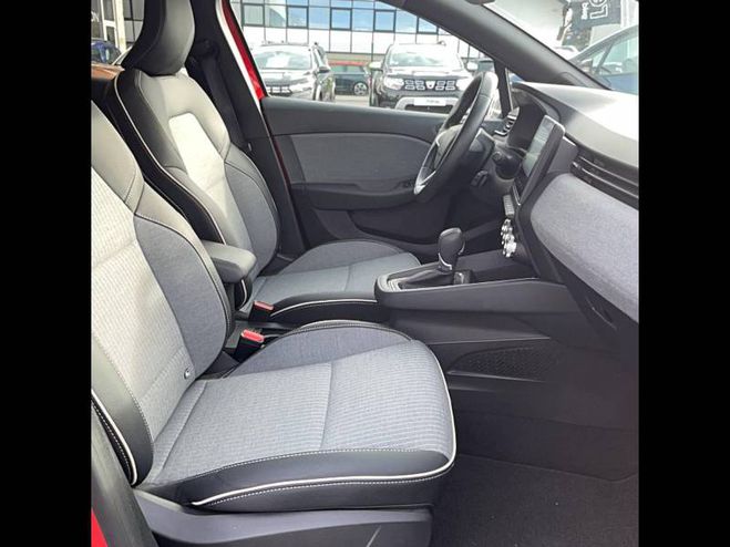 Renault Clio E-Tech full hybrid 145 Techno rouge de 2024