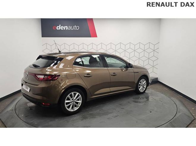 Renault Megane IV Berline dCi 110 Energy Zen marron de 2016
