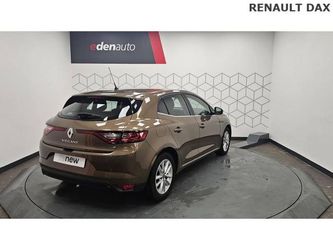 Renault Megane IV Berline dCi 110 Energy Zen marron de 2016
