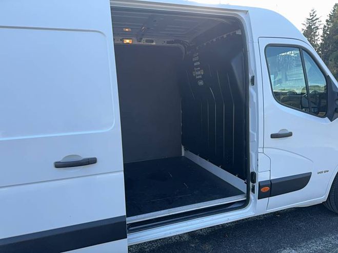 Renault Master FOURGON FGN L3H2 3.5t 2.3 dCi 170 ENERGY blanc de 2019