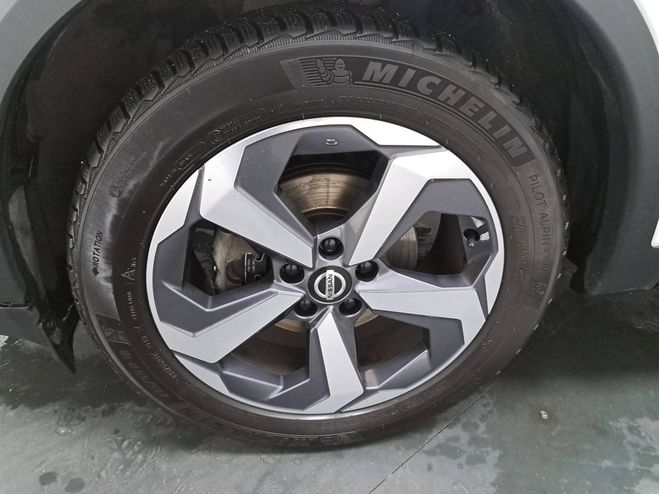 Nissan Qashqai Qashqai Mild Hybrid 158 ch Xtronic N-Con Blanc de 2023
