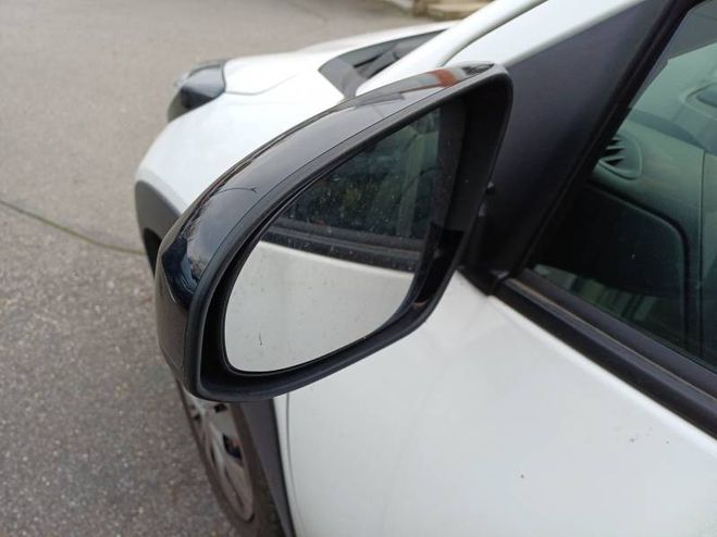 Toyota Aygo 1.0 VVT-i 72 Dynamic blanc de 2022