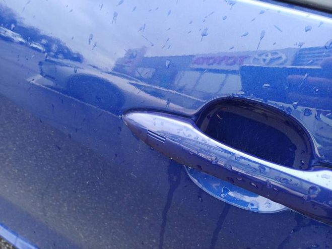 Toyota Yaris Hybride 116h Design bleu de 2023