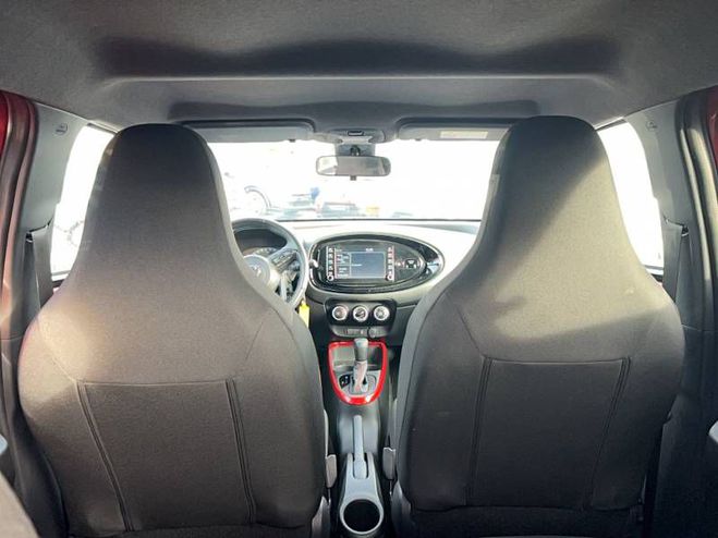Toyota Aygo 1.0 VVT-i 72 S-CVT Design rouge de 2023