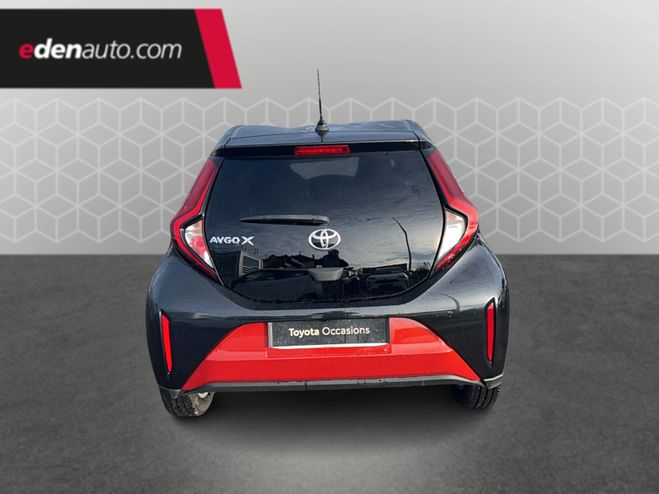 Toyota Aygo 1.0 VVT-i 72 S-CVT Design rouge de 2023