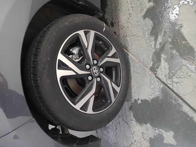 Toyota Yaris Hybride 116h Design gris de 2025