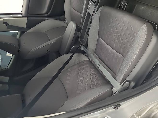 Toyota Yaris Hybride 116h Design gris de 2025